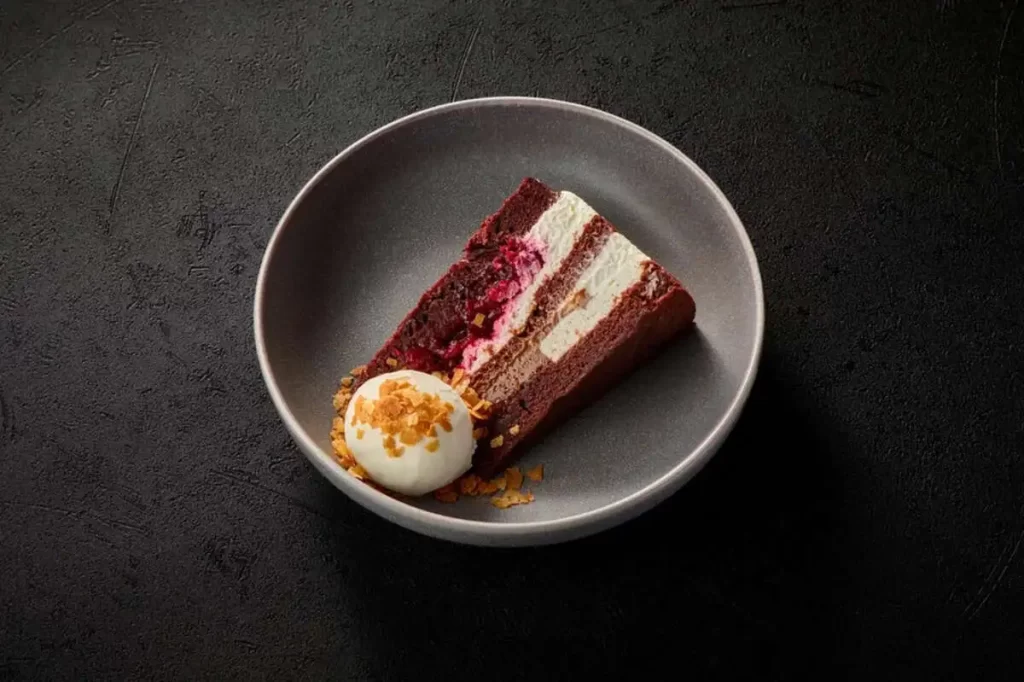 Фото 35 — Шоколадный пудинг с вишней