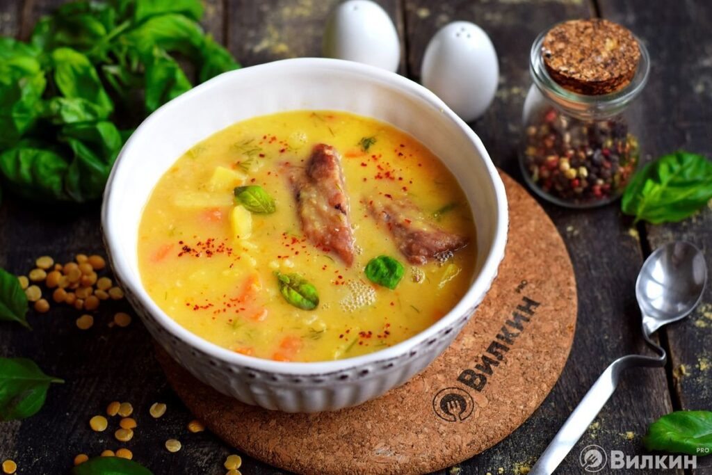 Фото 8 — Чечевичный суп с копченостями